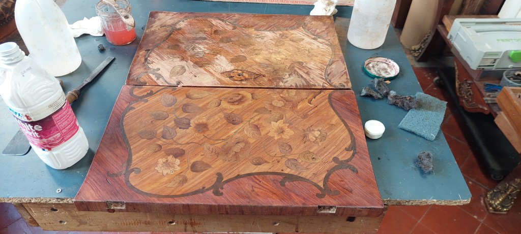 après recollage, décapage et égrainage